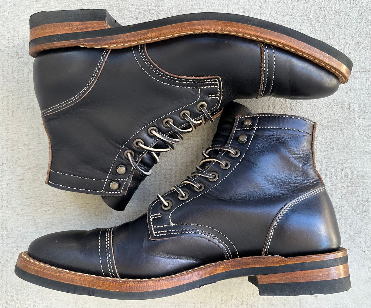 Photo by Mario357 on November 9, 2025 of the Truman Cap Toe Boot in Seidel Charcoal Double Shot.