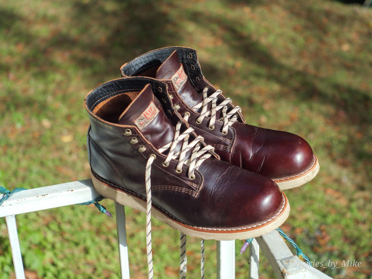 Photo by MTrump on November 2, 2024 of the Wolverine Pappy Van Winkle Batch IV in Seidel Lux Leather.