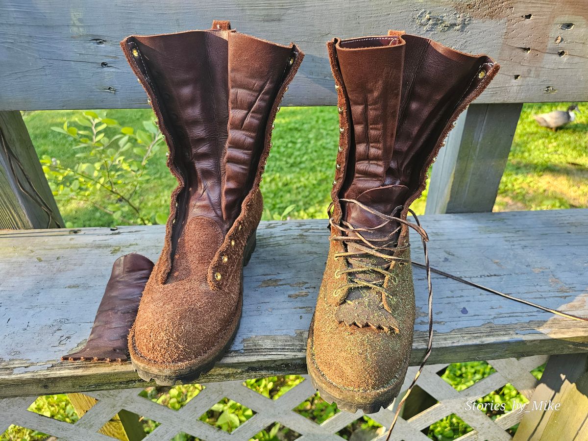 Photo by MTrump on June 15, 2024 of the Drew's Boots 10-inch LTT Roughout Logger in Brown Roughout.