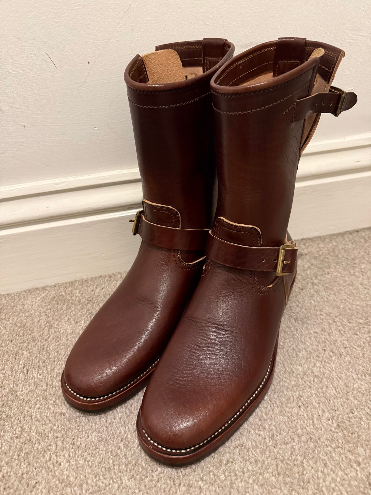 Photo by indigoworker on October 31, 2025 of the Benzein The Keeper 'Type 2' Engineer Boot in Horween Horsehide Overdyed Dark Brown.