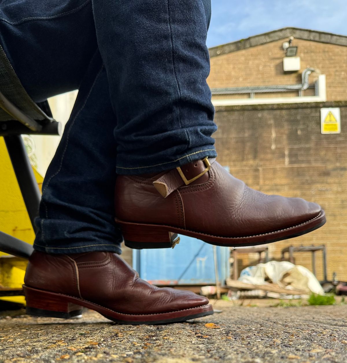 Photo by indigoworker on November 12, 2025 of the Benzein The Keeper 'Type 2' Engineer Boot in Shinki Natural Oiled Horsebutt Overdyed Brown.
