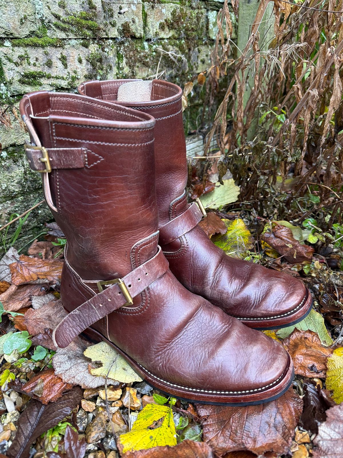 Photo by indigoworker on December 2, 2025 of the Benzein The Keeper 'Type 2' Engineer Boot in Shinki Natural Oiled Horsebutt Overdyed Brown.