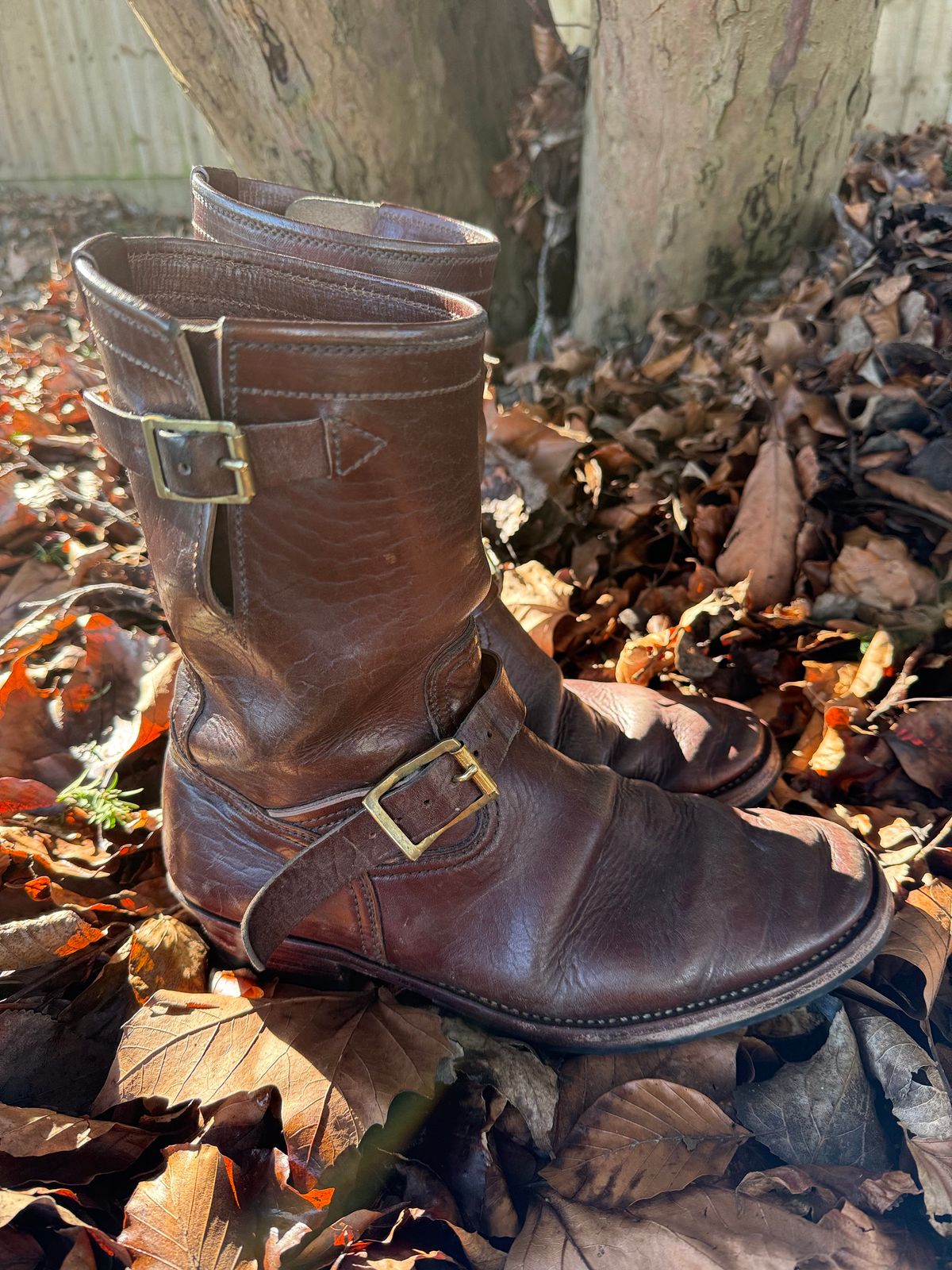 Photo by indigoworker on February 4, 2026 of the Benzein The Keeper 'Type 2' Engineer Boot in Shinki Natural Oiled Horsebutt Overdyed Brown.