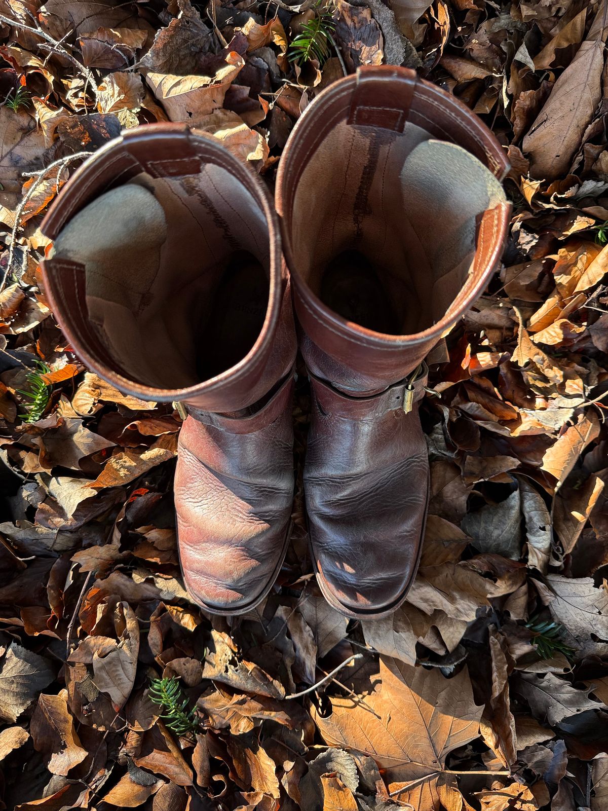 Photo by indigoworker on February 4, 2026 of the Benzein The Keeper 'Type 2' Engineer Boot in Shinki Natural Oiled Horsebutt Overdyed Brown.