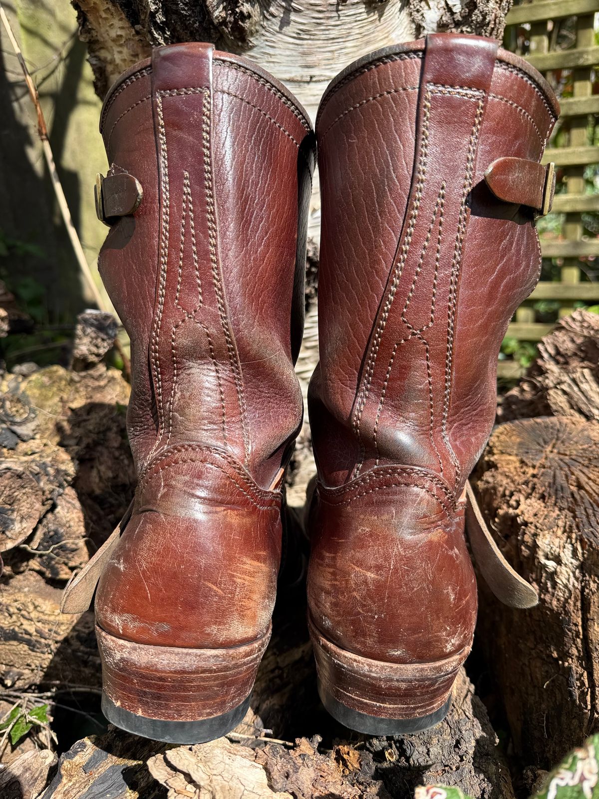 Photo by indigoworker on April 5, 2026 of the Benzein The Keeper 'Type 2' Engineer Boot in Shinki Natural Oiled Horsebutt Overdyed Brown.