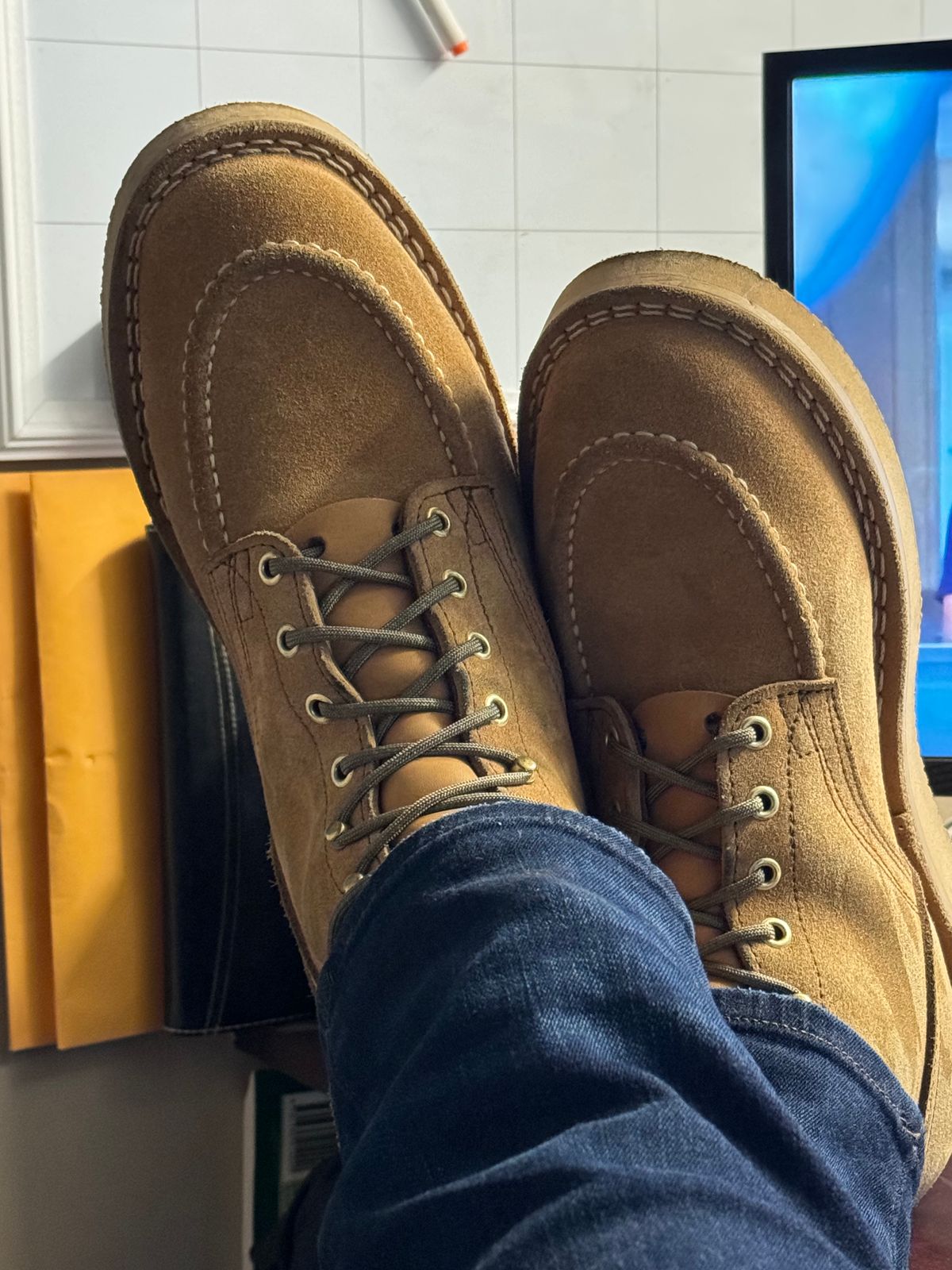 Photo by cleofus on March 30, 2024 of the Nicks Moc Toe in Seidel MaxSupport Tan.