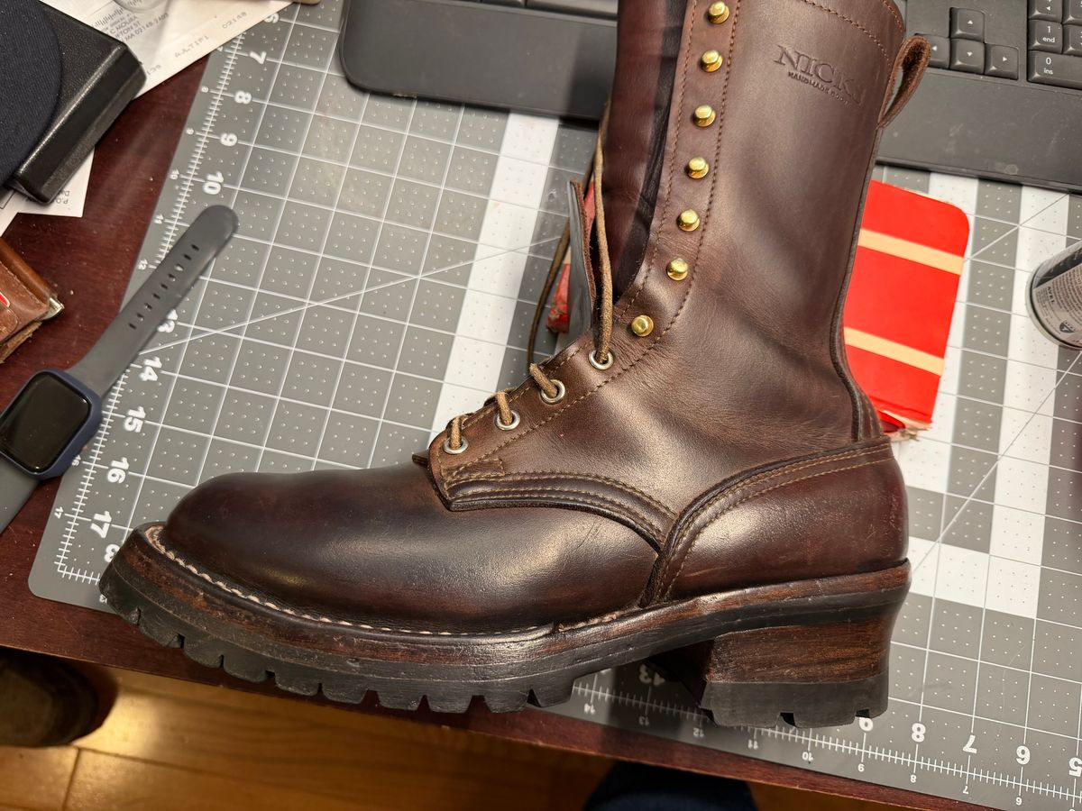 Photo by cleofus on March 15, 2026 of the Nick’s Handmade Boots Builder Pros in 1964 Mahogany.