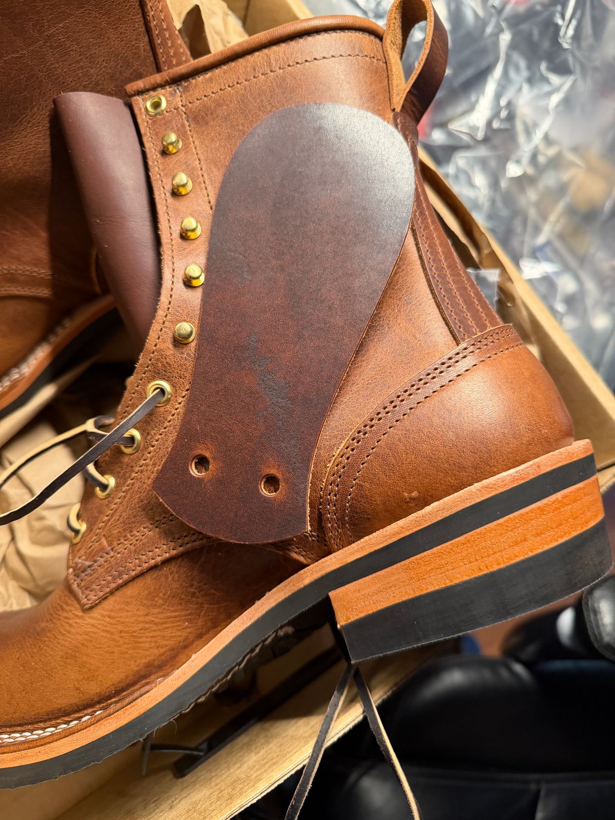 Photo by cleofus on January 12, 2026 of the Nicks MTO in Horween Italian Brown Cypress.