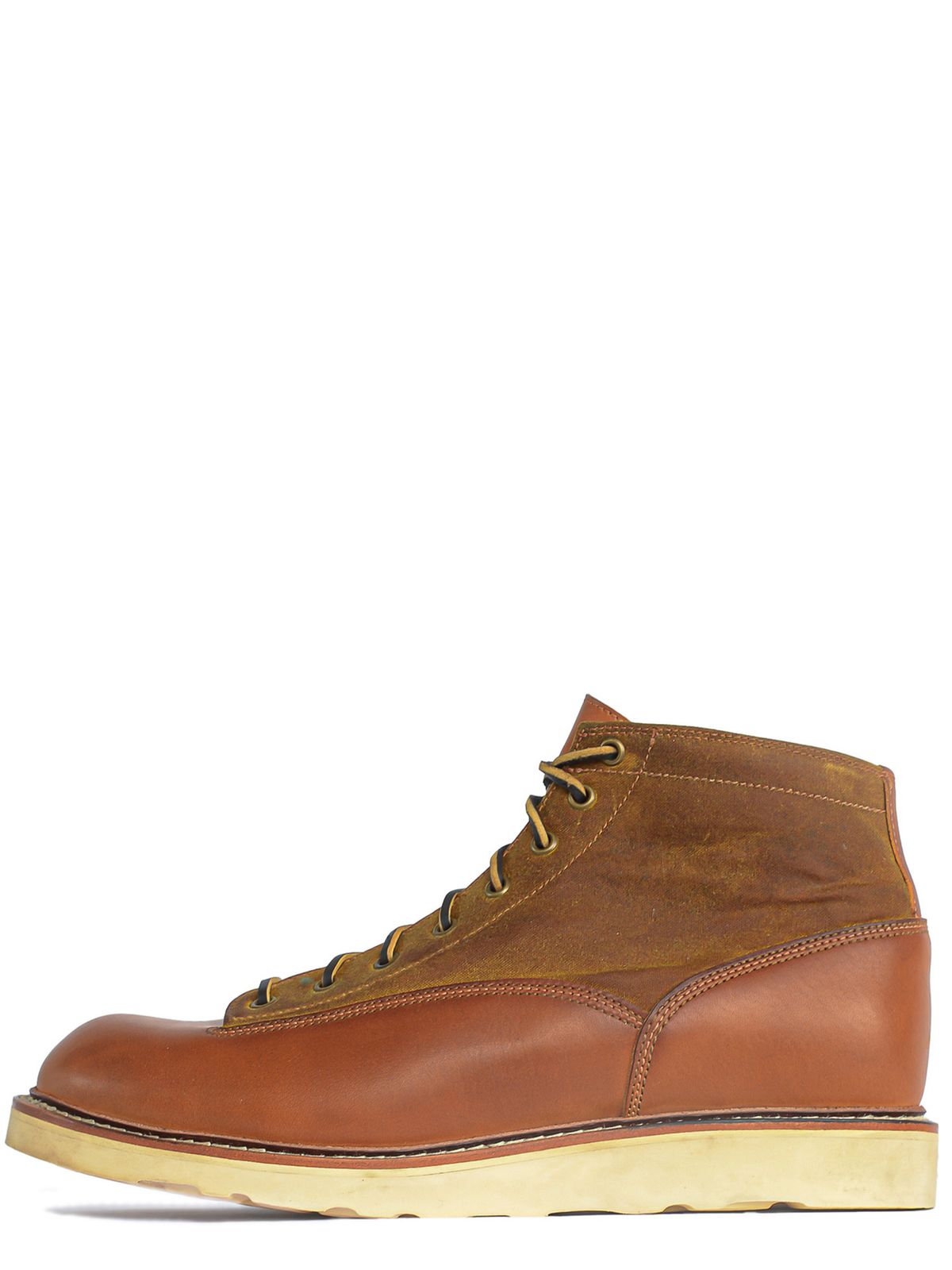 Photo by SANDMANN on November 2, 2025 of the Sandmann Prisoner in Spanish Golden Brown.