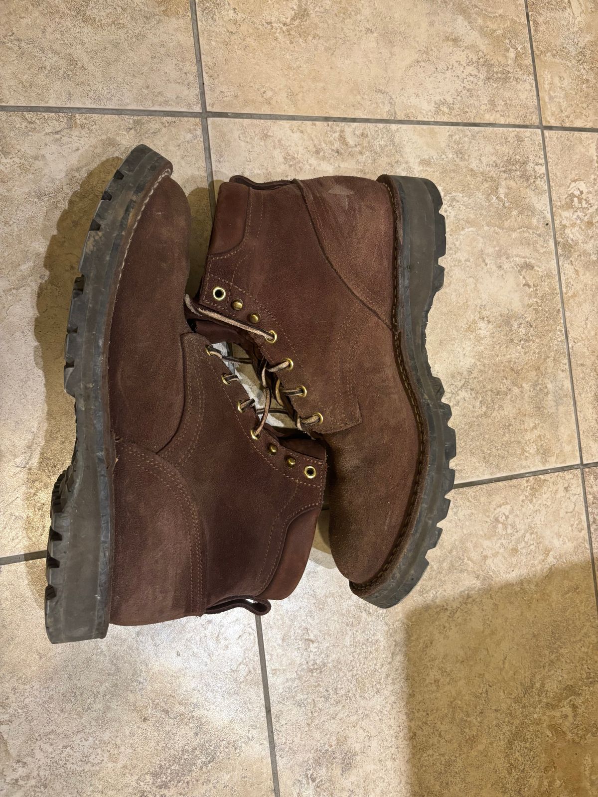 Photo by STILTS_XNGH on November 3, 2025 of the Nicks Ridgeline Hiking Boot in Nicks/1964 Mahogany.
