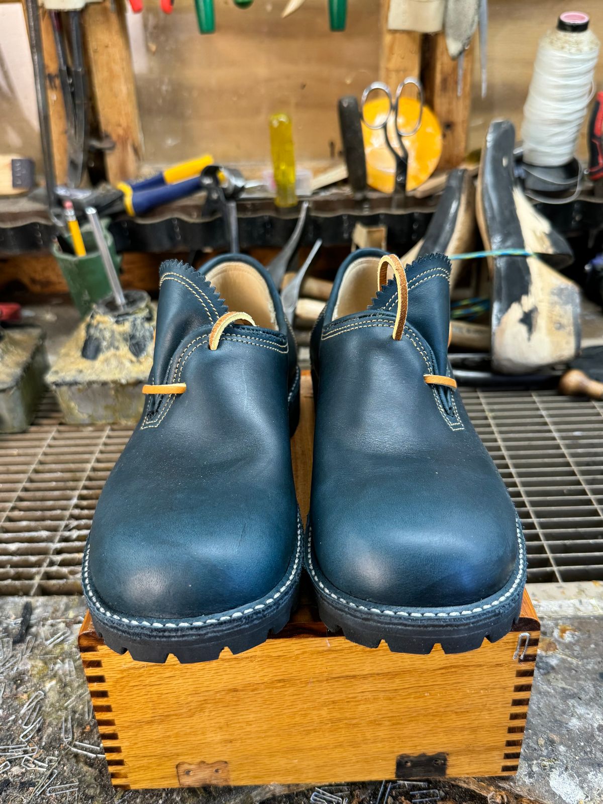 Photo by Limmer_Pat on October 1, 2024 of the Peter Limmer & Sons Custom Model in Seidel Sapphire Blue Double Shot.