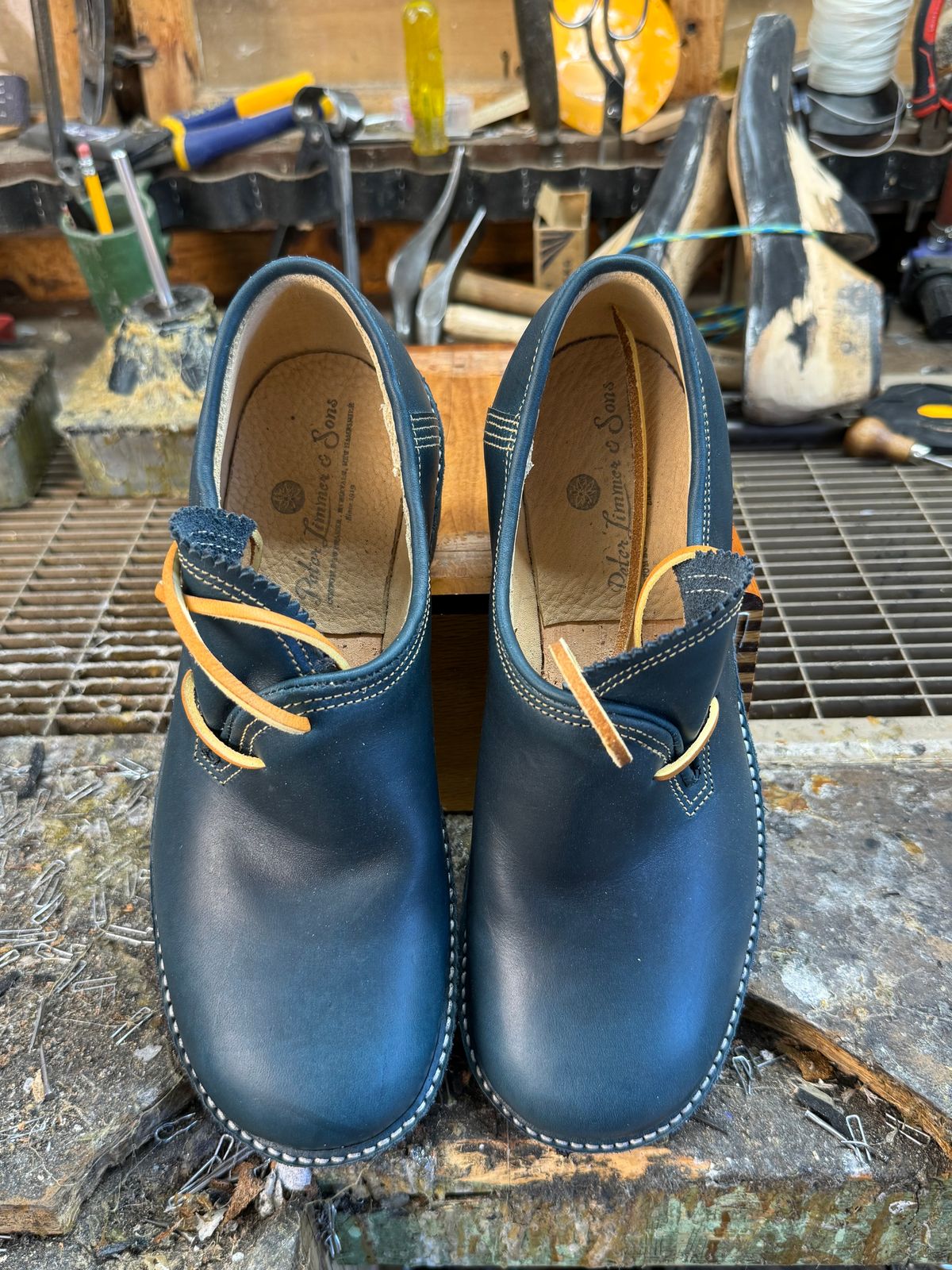 Photo by Limmer_Pat on October 1, 2024 of the Peter Limmer & Sons Custom Model in Seidel Sapphire Blue Double Shot.