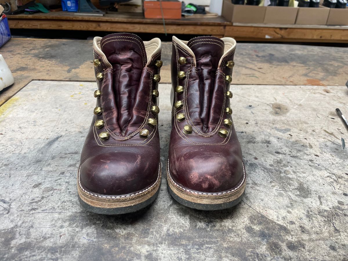 Photo by Limmer_Pat on November 5, 2024 of the Peter Limmer & Sons Custom Model in Seidel Oxblood Double Shot.