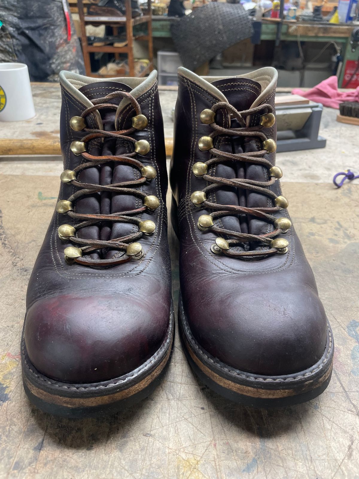 Photo by Limmer_Pat on March 4, 2025 of the Peter Limmer & Sons Custom Model in Seidel Oxblood Double Shot.