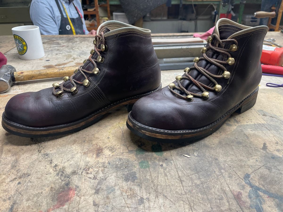 Photo by Limmer_Pat on March 4, 2025 of the Peter Limmer & Sons Custom Model in Seidel Oxblood Double Shot.