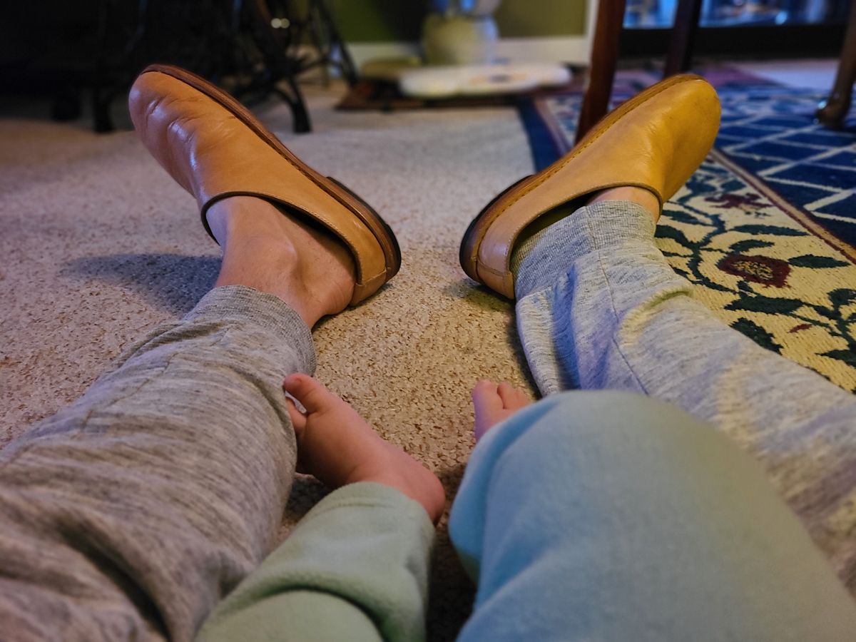 Photo by cobblerbud on November 2, 2024 of the Zak Waterlow Wholecut Veg Tan Leather Clog (Birkencrocz) in Tandy Oak-Leaf 5/6oz Natural Veg Tan.