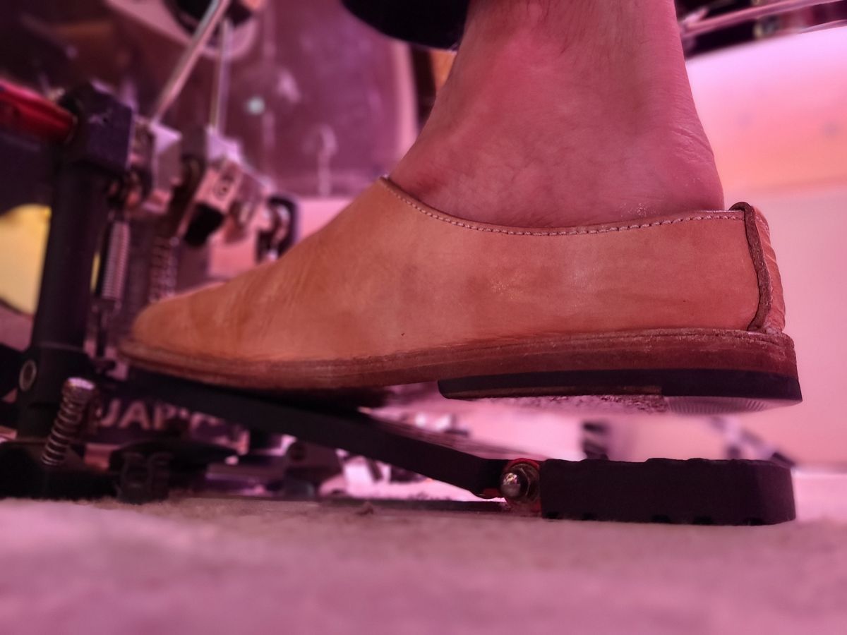 Photo by cobblerbud on January 2, 2025 of the Zak Waterlow Wholecut Veg Tan Leather Clog (Birkencrocz) in Tandy Oak-Leaf 5/6oz Natural Veg Tan.