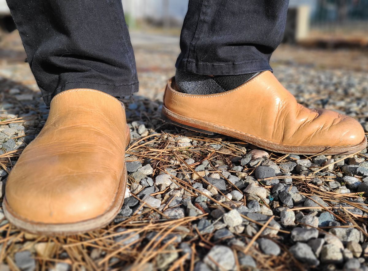 Photo by cobblerbud on March 3, 2025 of the Zak Waterlow Wholecut Veg Tan Leather Clog (Birkencrocz) in Tandy Oak-Leaf 5/6oz Natural Veg Tan.