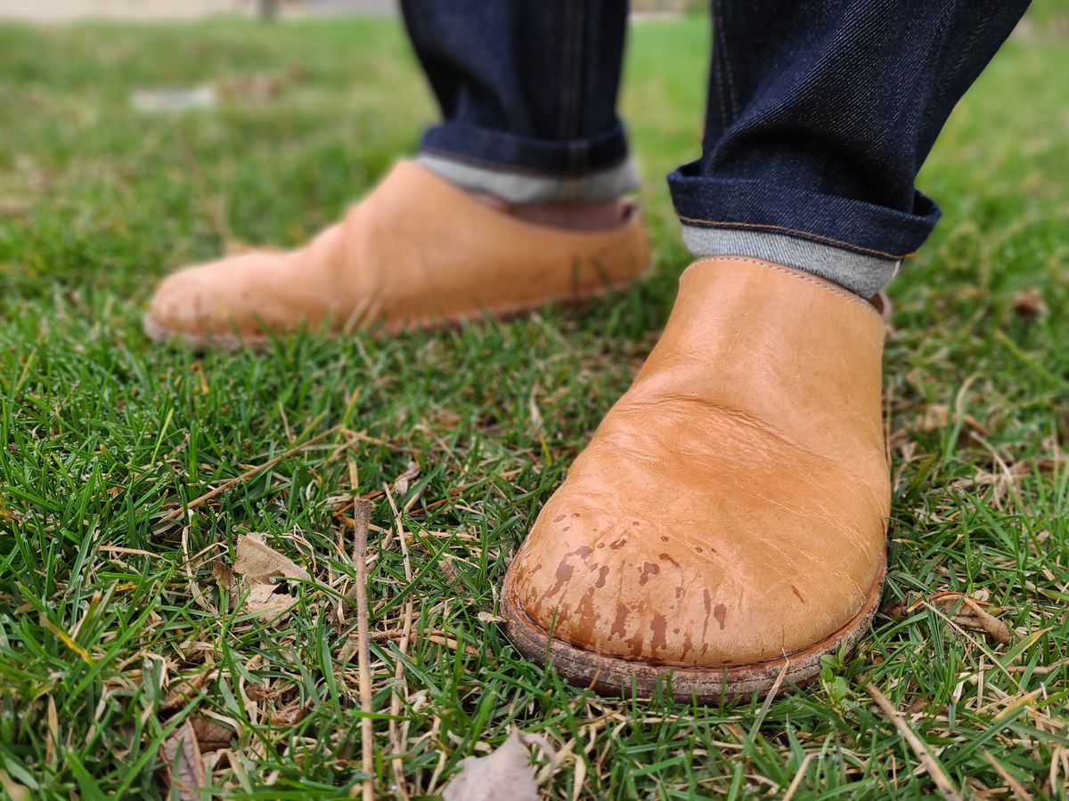 Photo by cobblerbud on April 1, 2025 of the Zak Waterlow Wholecut Veg Tan Leather Clog (Birkencrocz) in Tandy Oak-Leaf 5/6oz Natural Veg Tan.