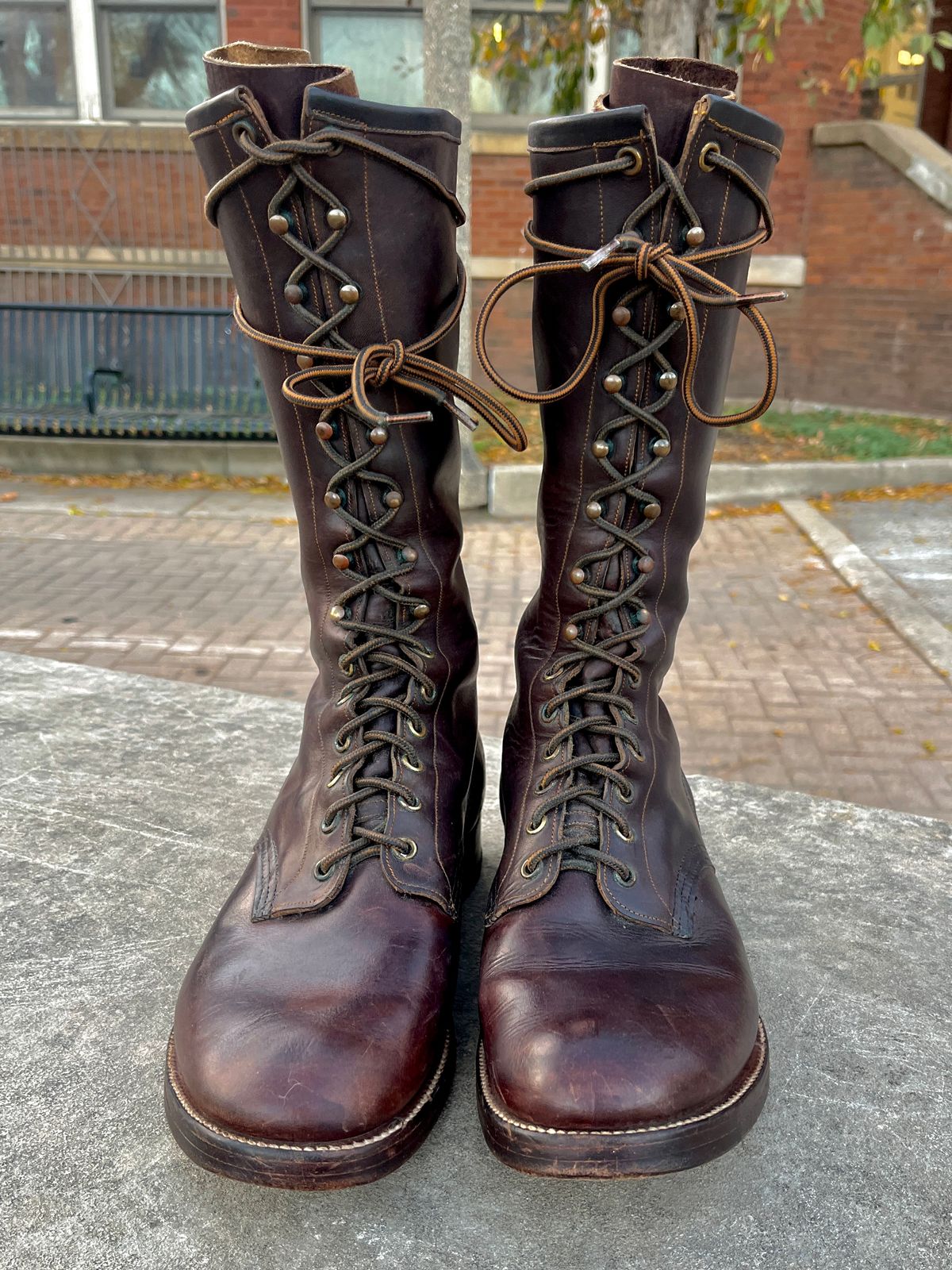 Photo by lighthouse on November 5, 2025 of the Bone Dry Shoe Co Work Boot in Unknown Leather.