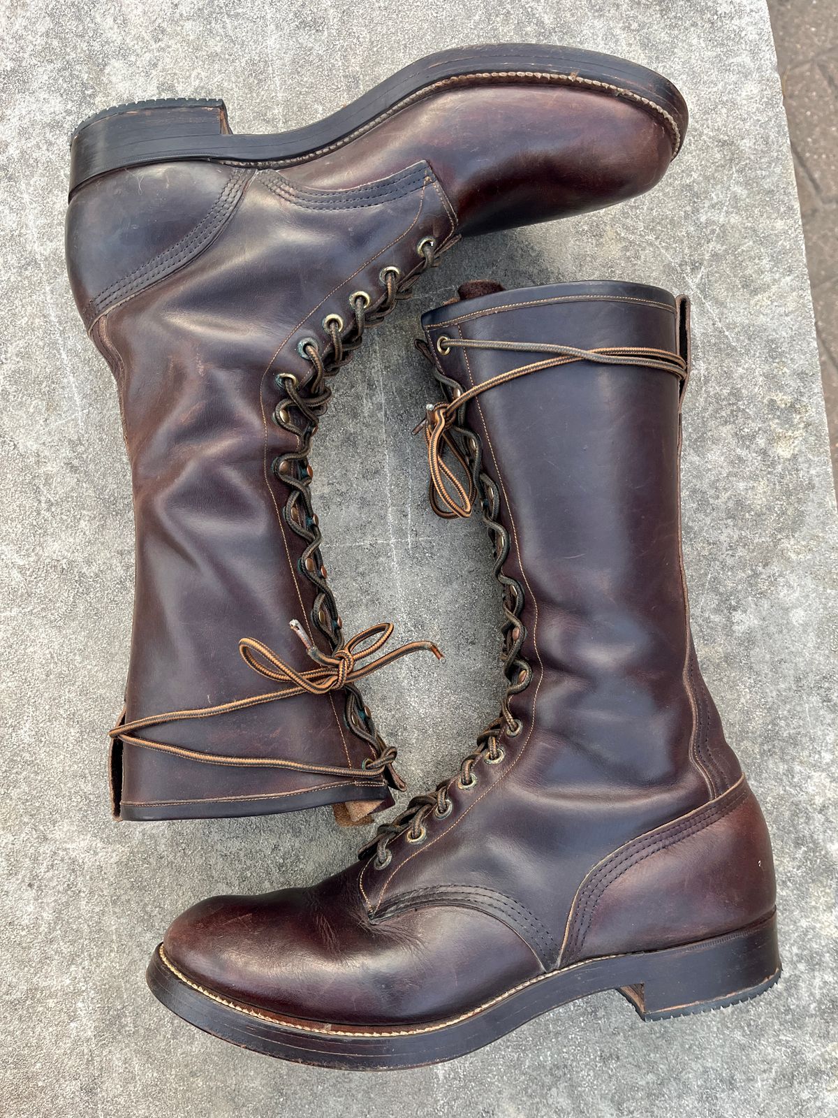Photo by lighthouse on November 5, 2025 of the Bone Dry Shoe Co Work Boot in Unknown Leather.