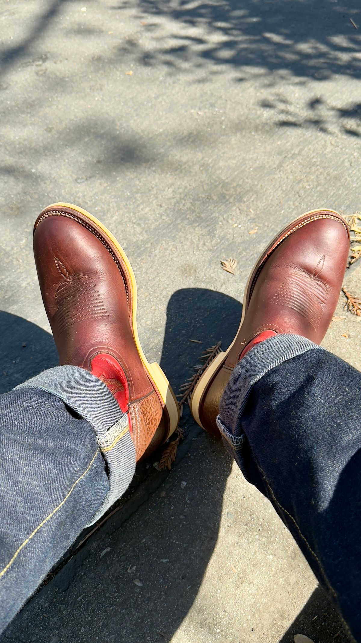 Photo by SundayDuffer on April 9, 2025 of the Double-H Roper in Oiled Tan.