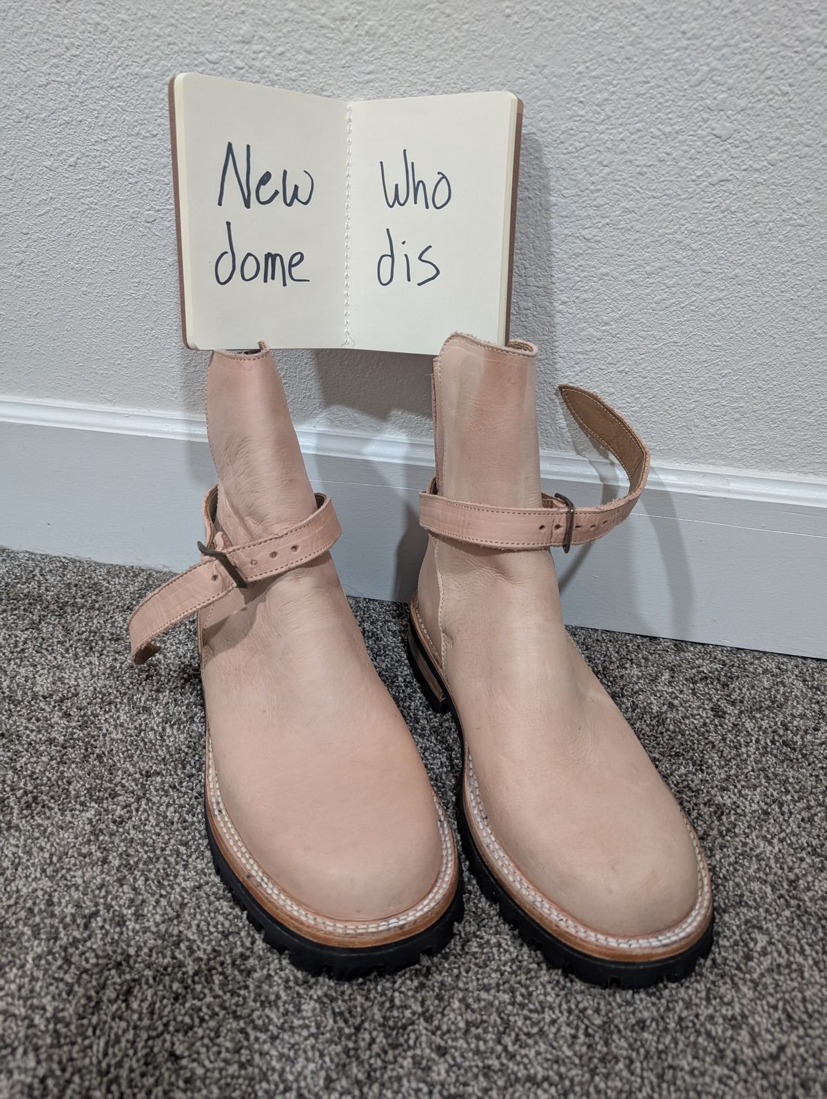 Photo by a_wolfgang on October 1, 2025 of the Cordobes Jodhpur in Cordobes Natural Veg Tan.