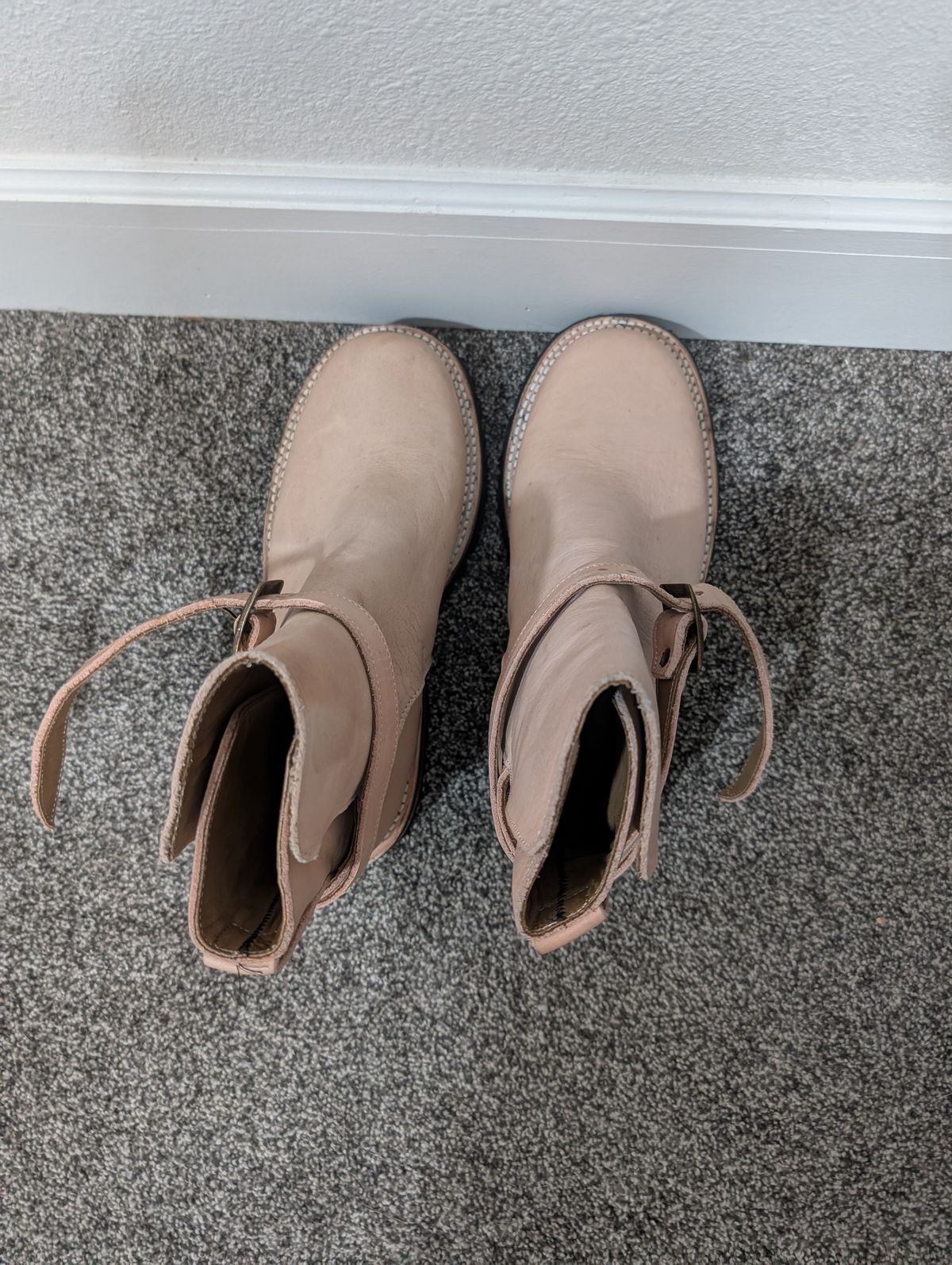Photo by a_wolfgang on October 1, 2025 of the Cordobes Jodhpur in Cordobes Natural Veg Tan.