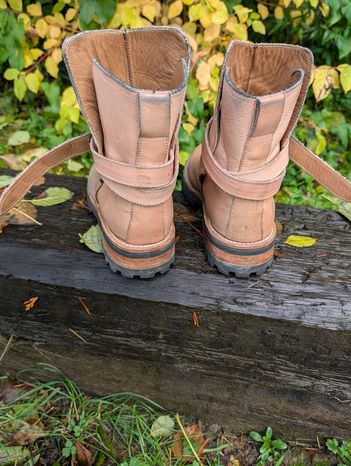 Photo by a_wolfgang on November 1, 2025 of the Cordobes Jodhpur in Cordobes Natural Veg Tan.