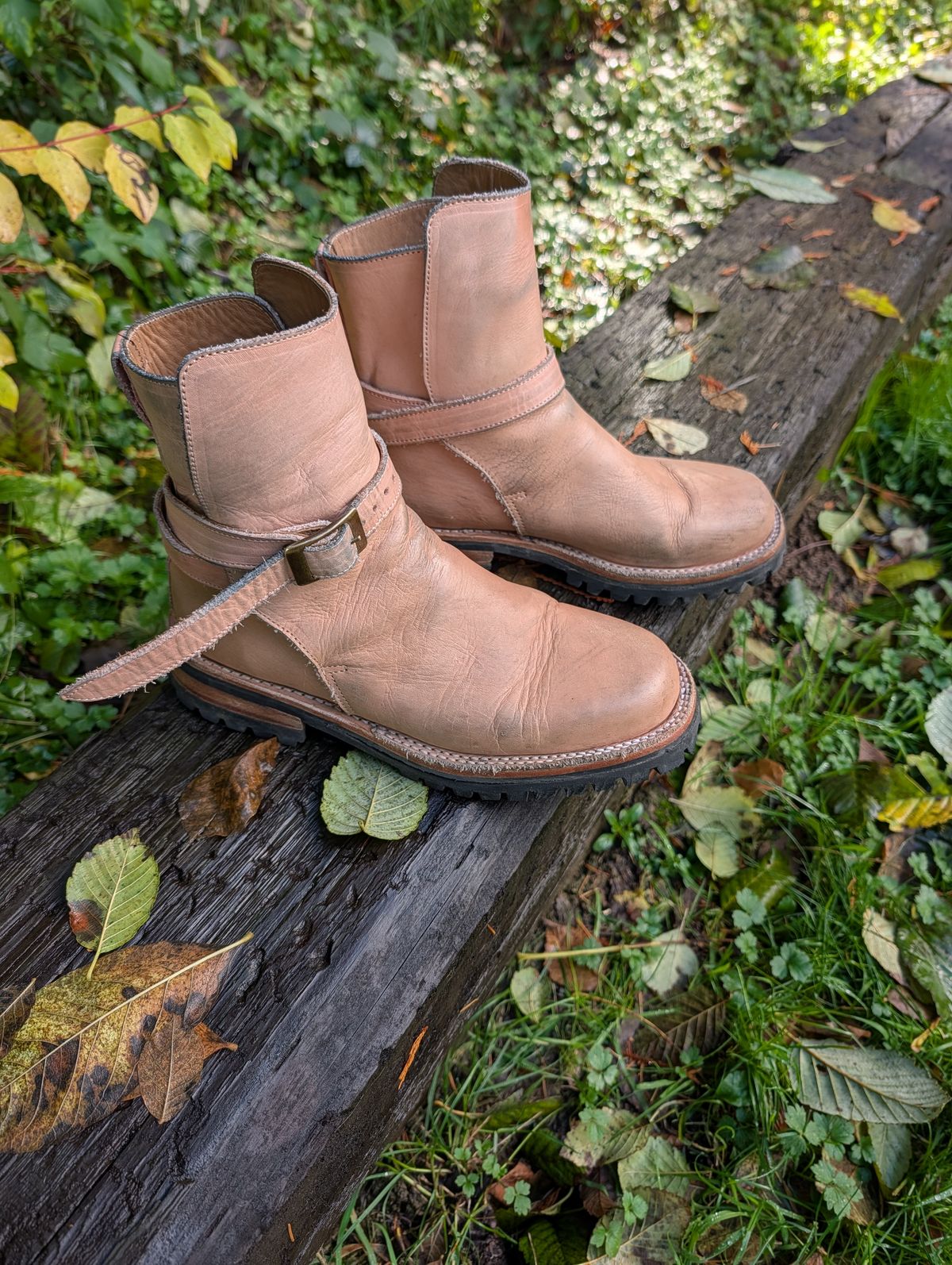 Photo by a_wolfgang on November 1, 2025 of the Cordobes Jodhpur in Cordobes Natural Veg Tan.