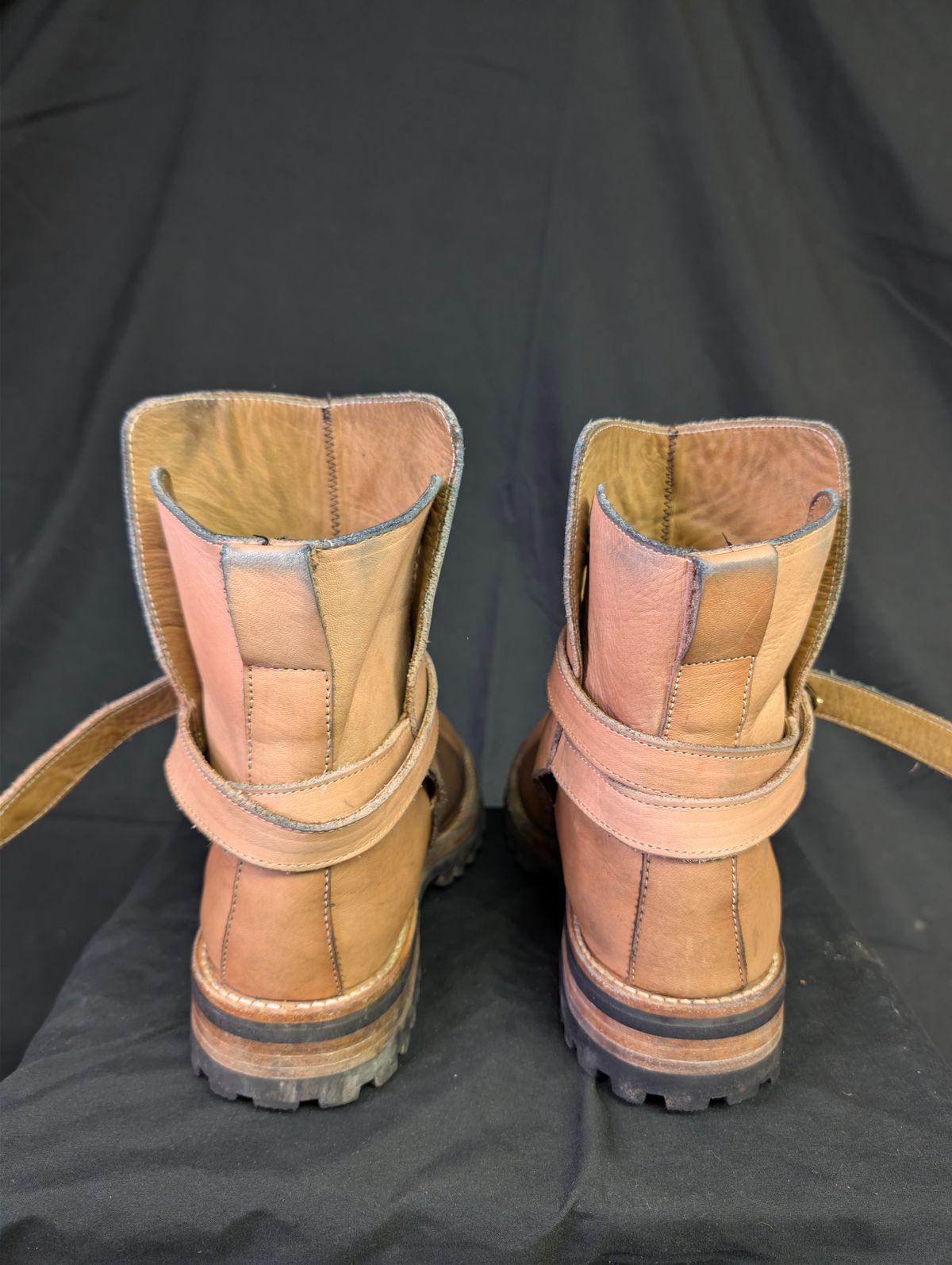 Photo by a_wolfgang on January 1, 2026 of the Cordobes Jodhpur in Cordobes Natural Veg Tan.