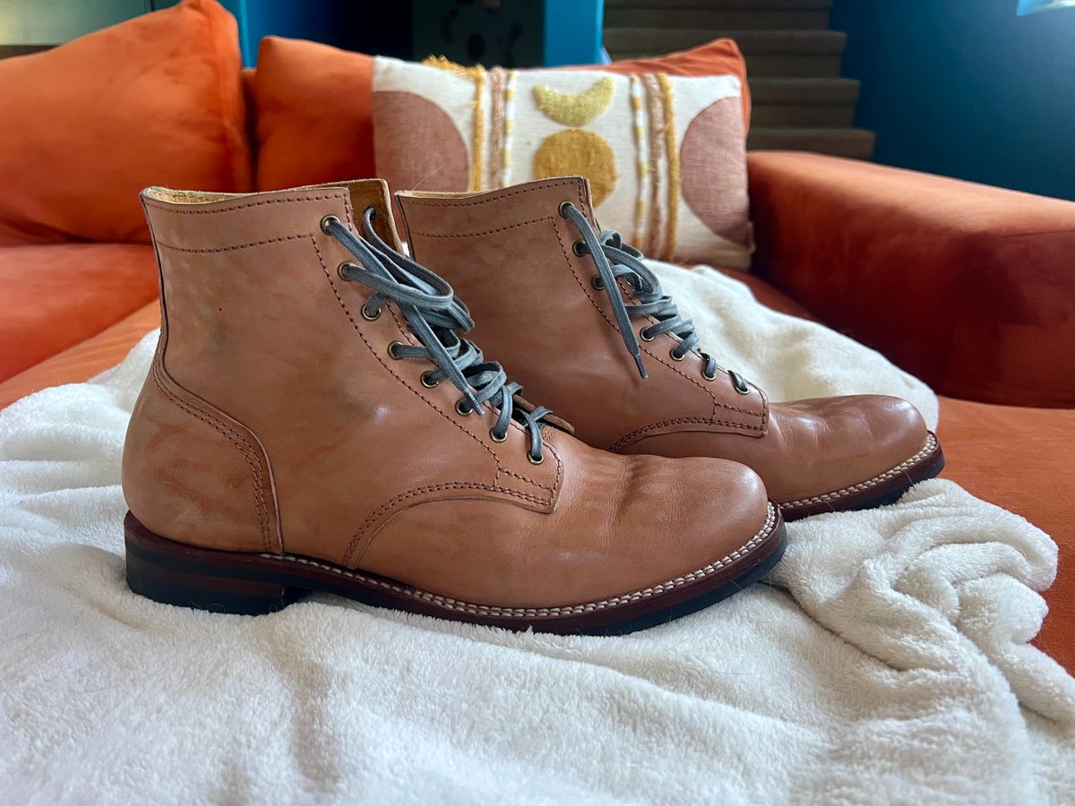 Photo by Solis on December 5, 2025 of the Oldspeed MFG Service Boot 6” in Horween Russet Horsehide Strips.