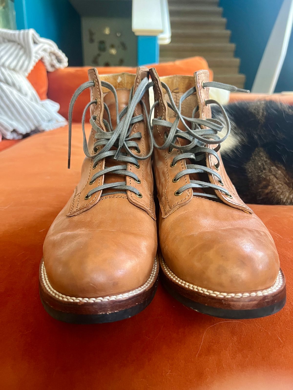 Photo by Solis on January 5, 2026 of the Oldspeed MFG Service Boot 6” in Horween Russet Horsehide Strips.