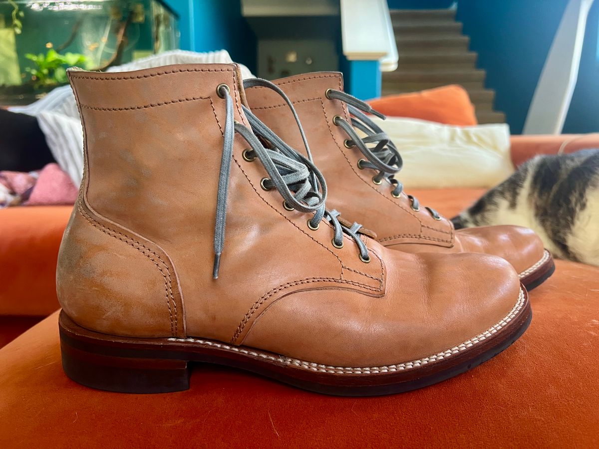 Photo by Solis on January 5, 2026 of the Oldspeed MFG Service Boot 6” in Horween Russet Horsehide Strips.