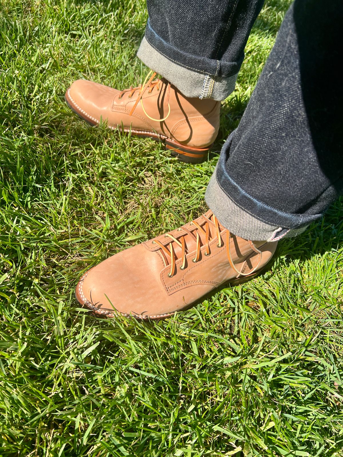 Photo by Solis on November 1, 2025 of the Oldspeed Service Boot 6” in Horween Russet Horsehide Strips.
