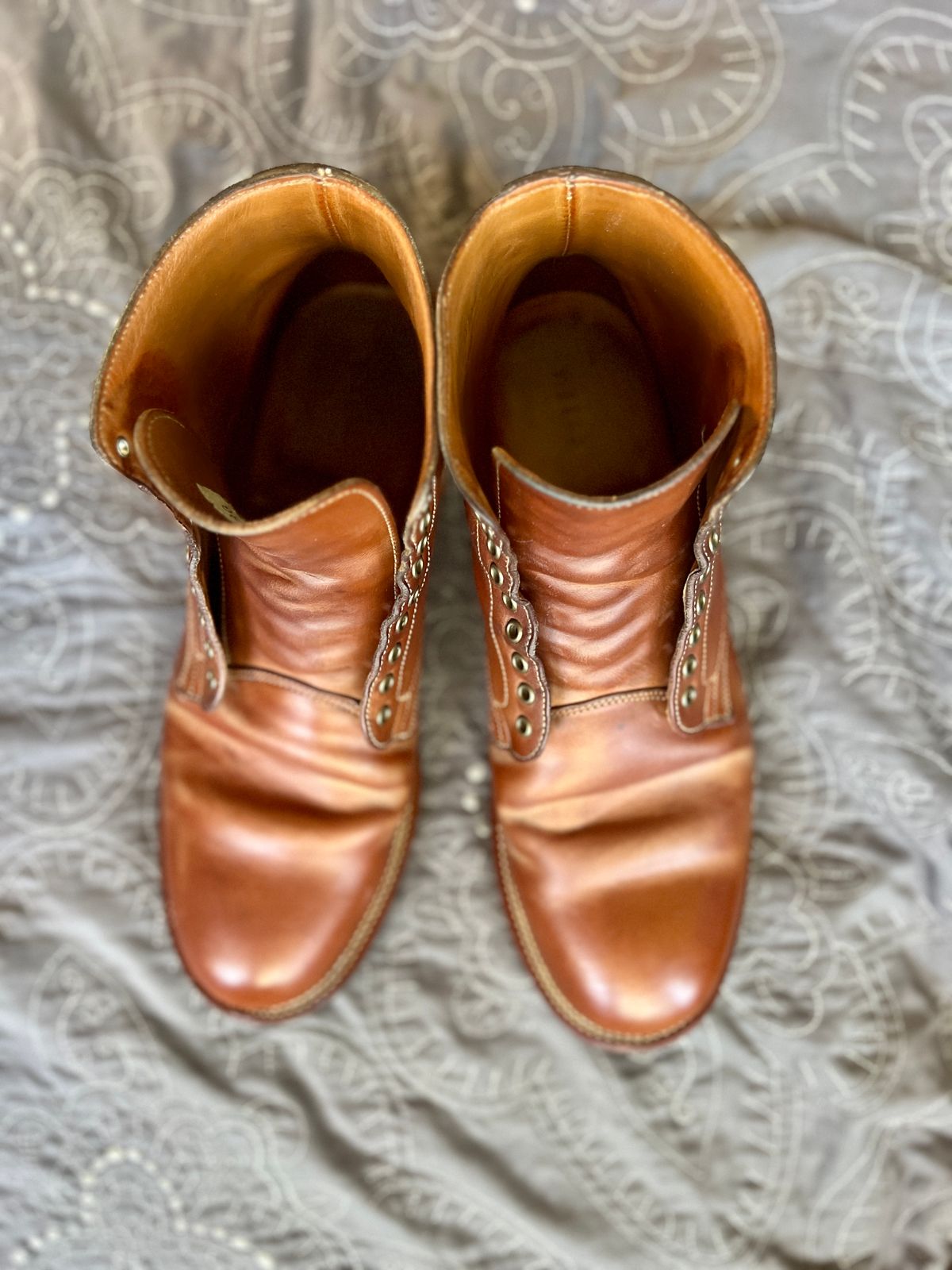 Photo by Solis on April 5, 2025 of the Viberg Service Boot in Maryam Col. 1060 TPR Horsebutt.