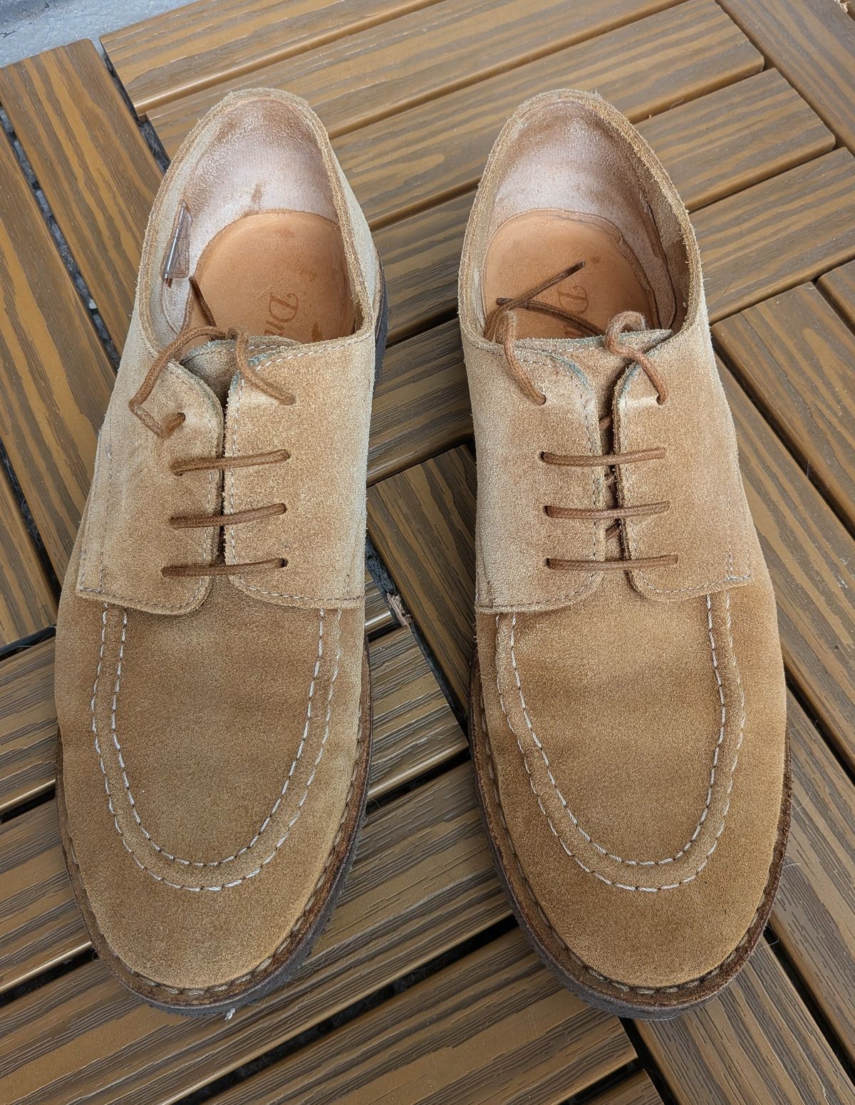 Photo by booty on August 7, 2025 of the Drake's Suede Chard Derby in Suede.