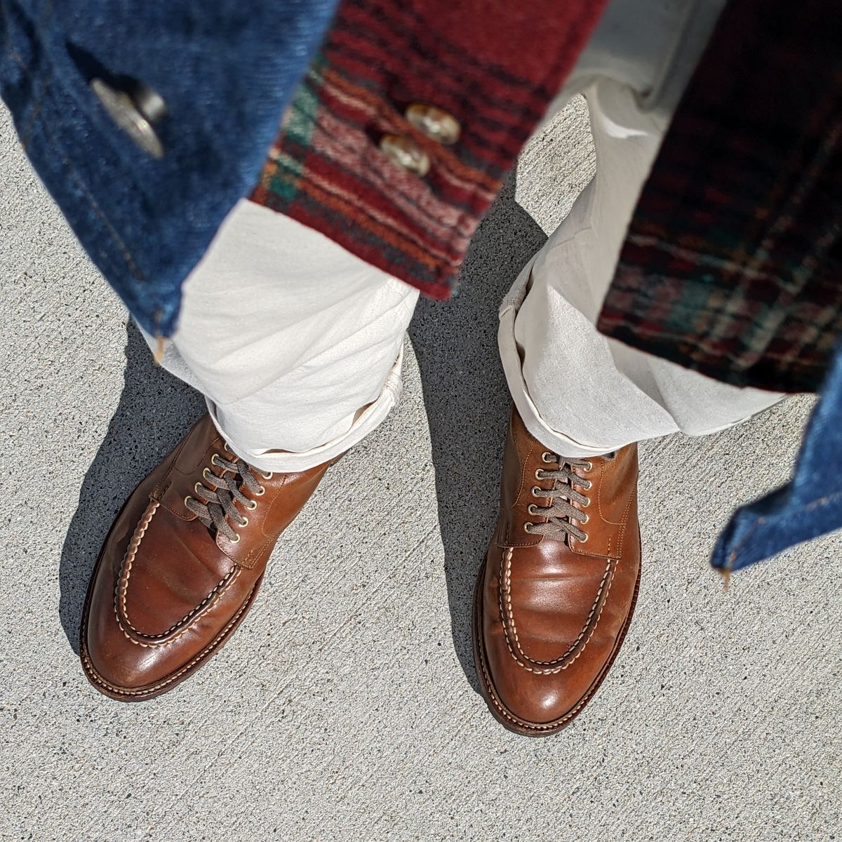 Photo by booty on March 13, 2025 of the Joe Works Shoemaker Apron Derby in Shinki Whisky Shell Cordovan.