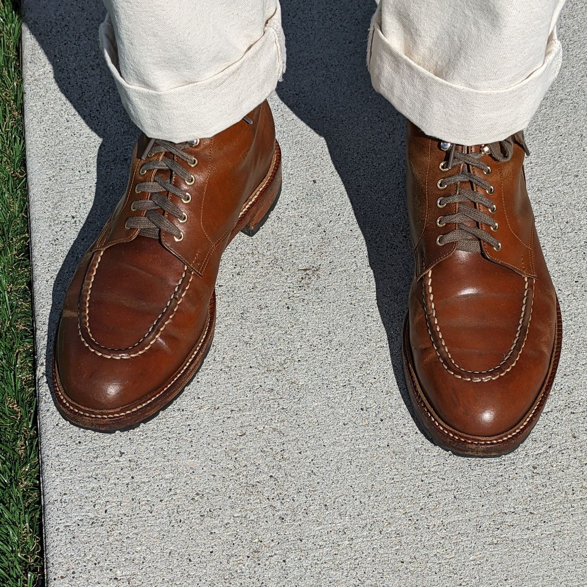 Photo by booty on March 13, 2025 of the Joe Works Shoemaker Apron Derby in Shinki Whisky Shell Cordovan.
