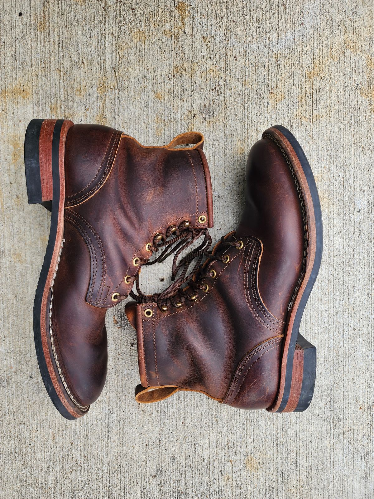 Photo by Yellowfin2na on November 1, 2025 of the Nicks Falcon in Horween Orange Predator.