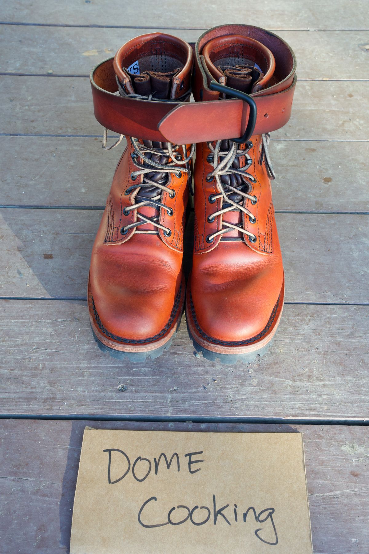 Photo by tr0n84 on November 2, 2025 of the Self-Made Belt in Unknown Natural Veg Tan.