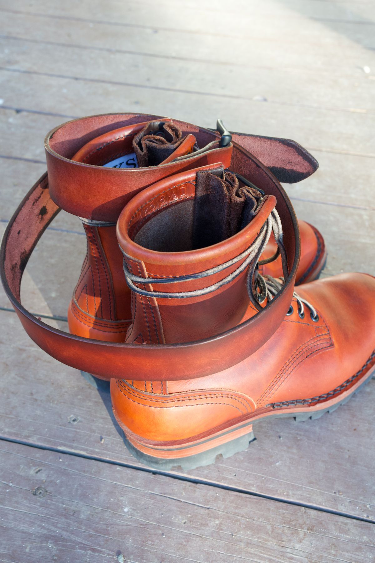 Photo by tr0n84 on November 2, 2025 of the Self-Made Belt in Unknown Natural Veg Tan.