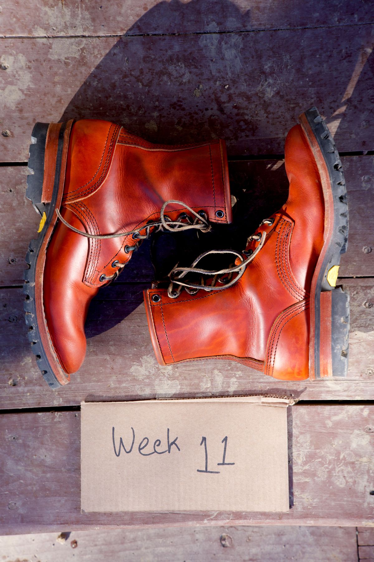 Photo by tr0n84 on December 14, 2025 of the Nicks MTO in Wickett & Craig DS Burnt Sienna.