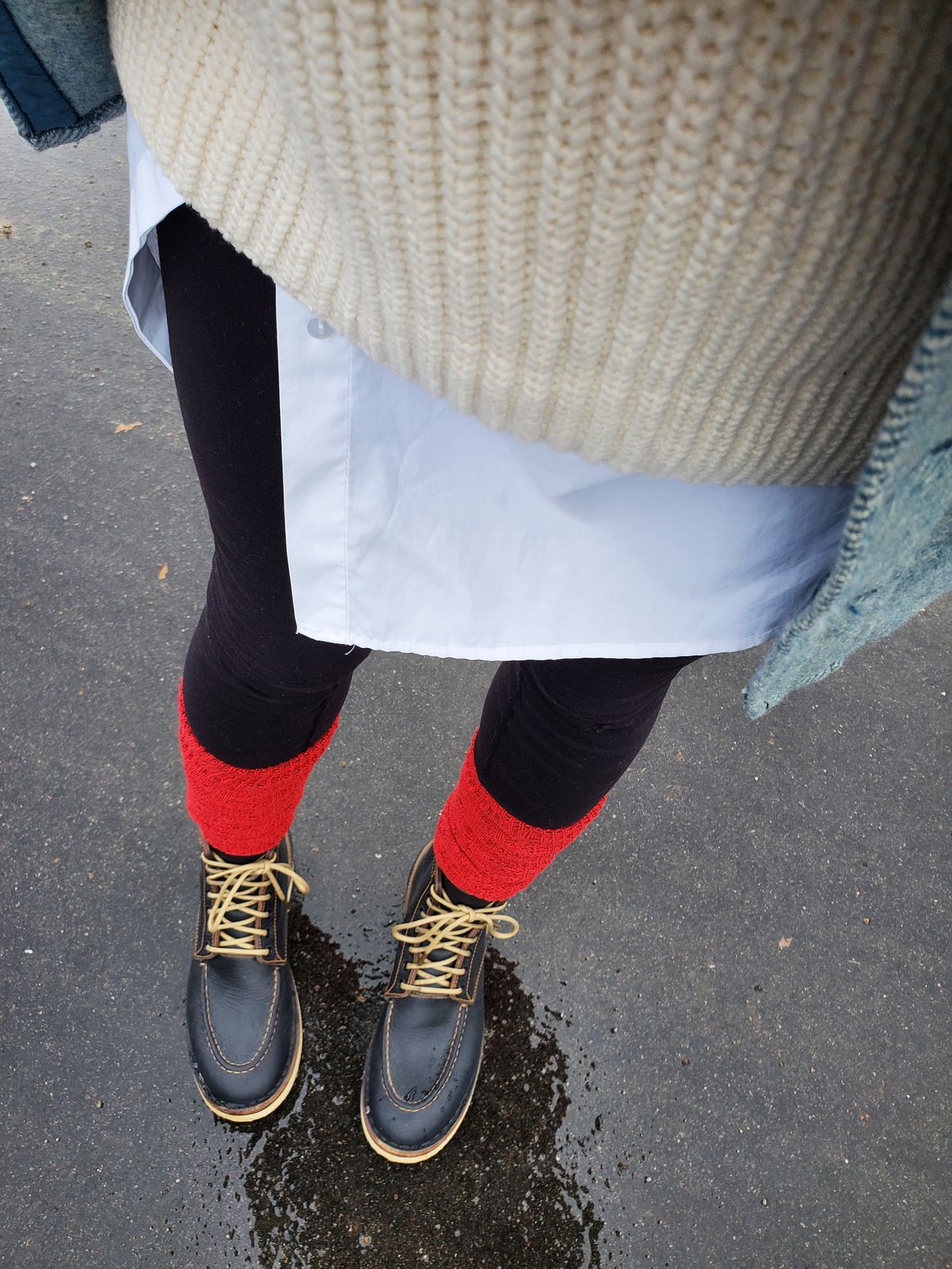 Photo by Branda_Shirlean_Avis on December 5, 2024 of the BHHB Pull-Top Moc in Horween Tumbled Black Chromexcel.