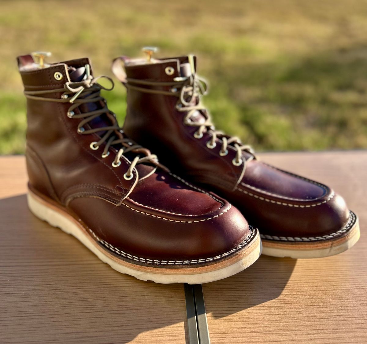 Photo by BigandTall_Times on November 3, 2025 of the Nicks Moc Toe in Horween Shackelton  Brown.