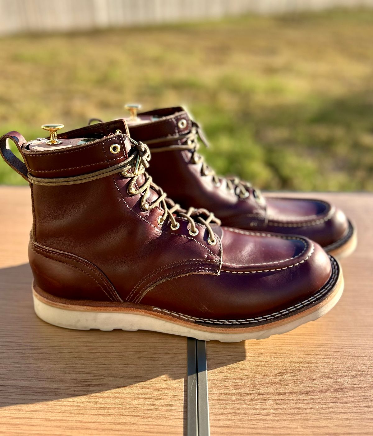 Photo by BigandTall_Times on November 3, 2025 of the Nicks Moc Toe in Horween Shackelton  Brown.