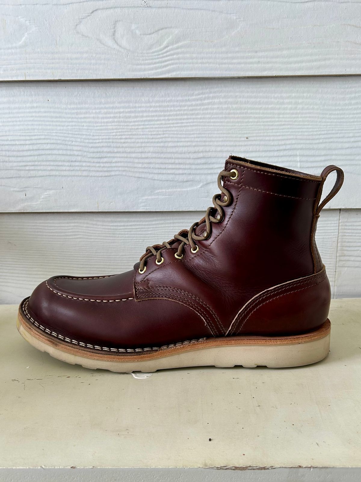 Photo by BigandTall_Times on December 4, 2025 of the Nicks Moc Toe in Horween Shackelton  Brown.