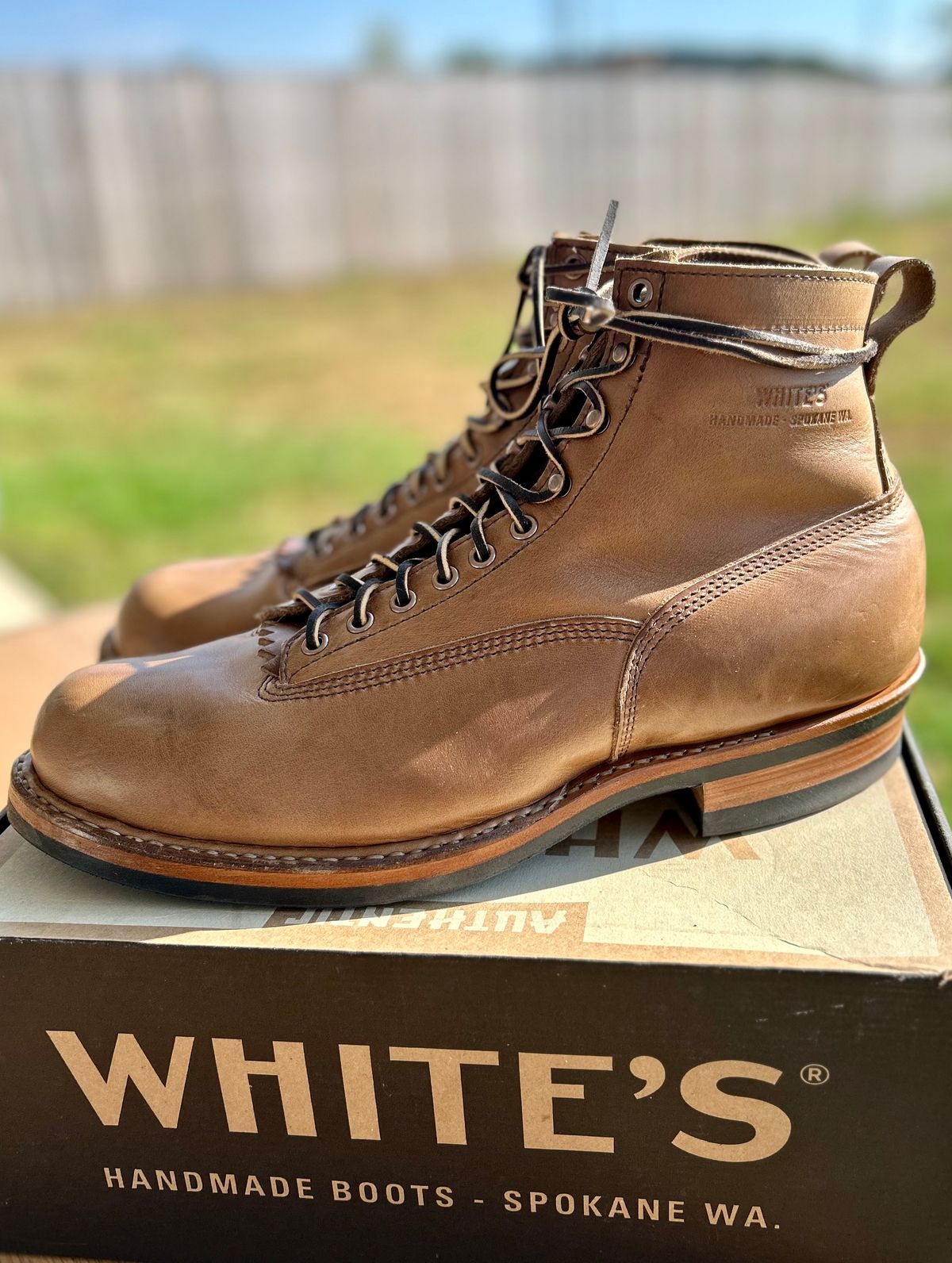 Photo by BigandTall_Times on October 1, 2025 of the White's 350 Cutter in Horween Natural Chromexcel.