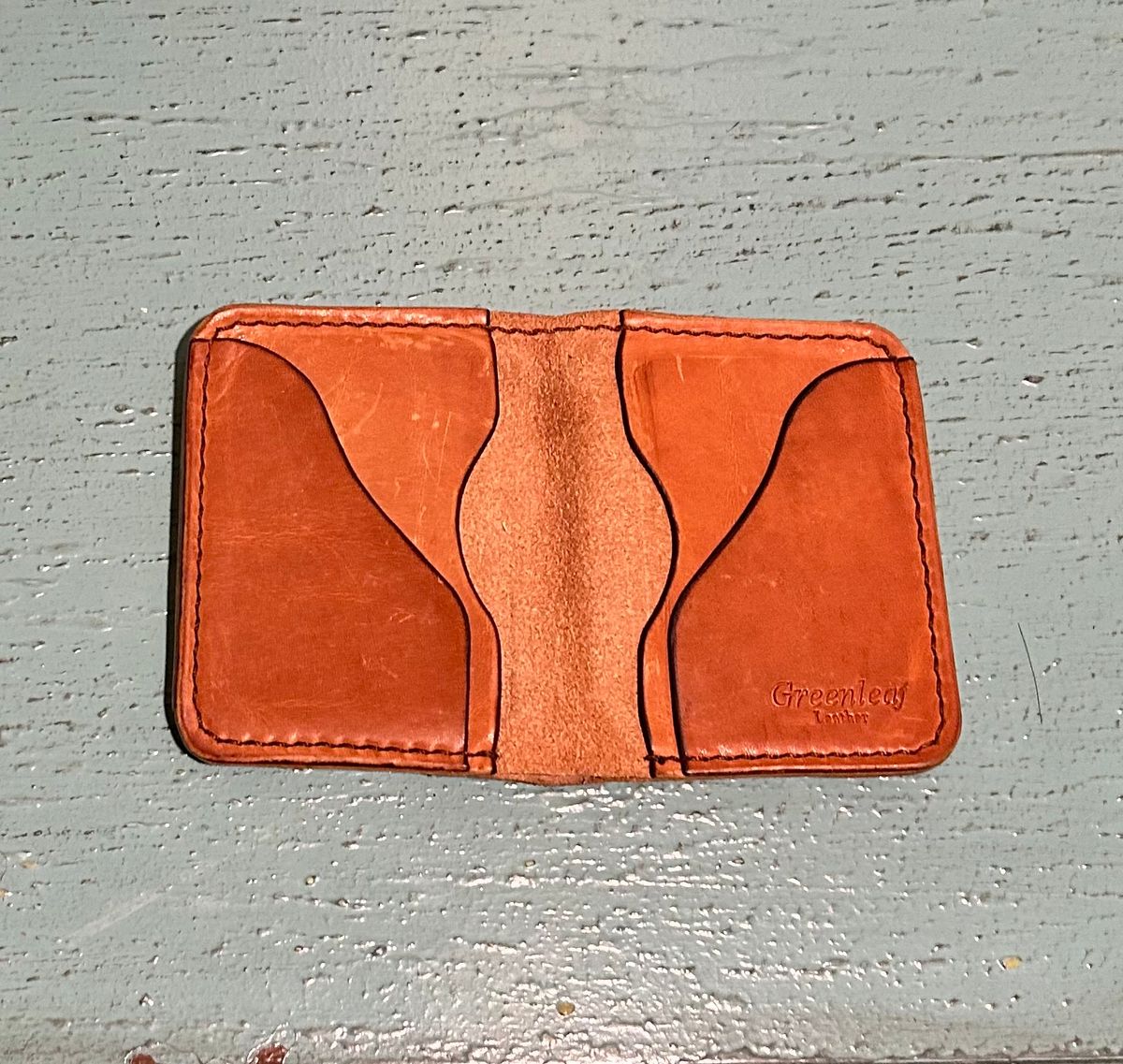 Photo by BigandTall_Times on January 5, 2026 of the Greenleaf Leather Artie in Horween Light Natural Dublin.