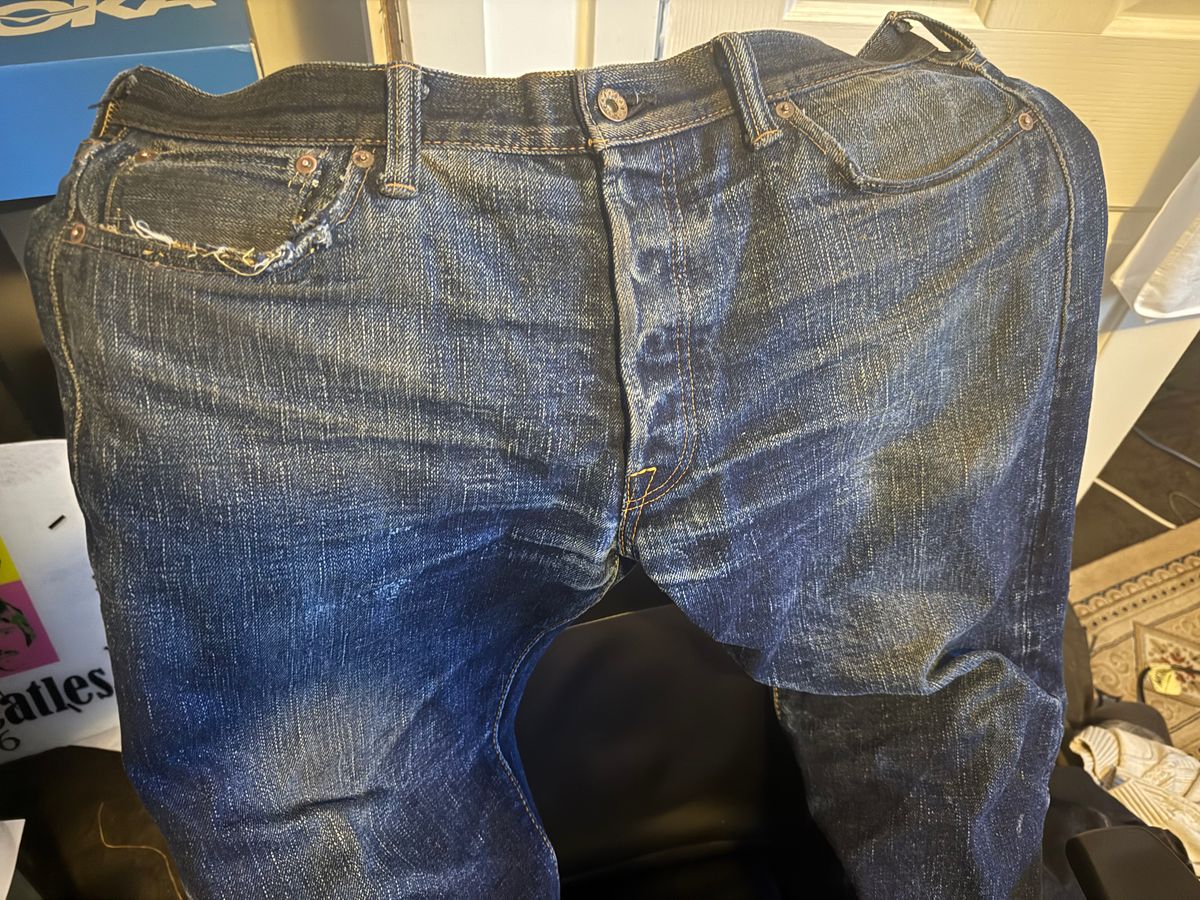 Photo by cabournmallory on June 2, 2025 of the Samurai Jeans S511GX-M 'Water' in Custom 17 Oz Double Indigo Denim Wth Natural Indigo Weft.